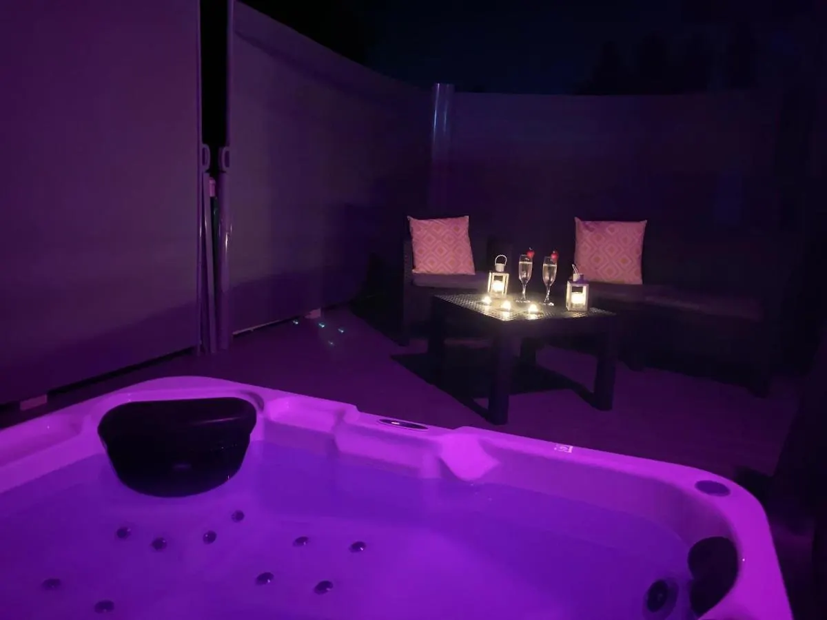 بيت للعطل The Yorkshire Burrow Lodge With Hot Tub المملكة المتحدة